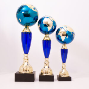 Кубок К5083С популярна нагорода із земною кулею h29см