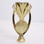 Фігурка ТРИМАЧ-КУБОК із жетоном 50мм h16см