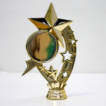 Фігурка Зірка із жетоном 50мм тримач вершина для кубка  місце під жетон 50мм h17см