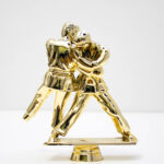 Фігурка ДЗЮДО спортивна нагорода верхівка кубка h14см