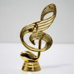 Фігурка Скрипковий ключ нагорода для музичних конкурсів універсальна h13см