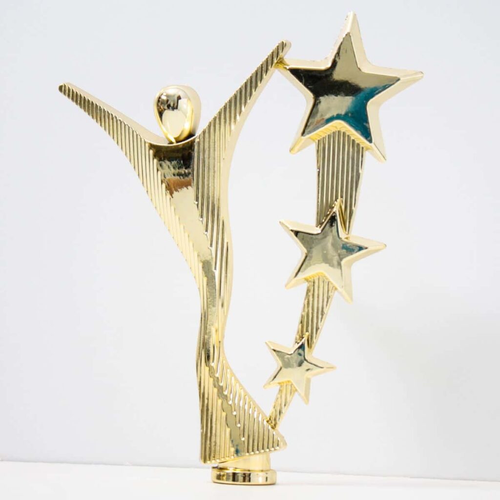 Фігурка Успіх дизайнерська нагорода для фестивалів змагань корпоративна нагорода  H22,5 см