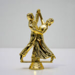 Фигурка Танцы тематические награды держатель на куб h14см