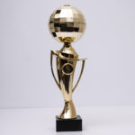 Кубок пластиковий з кулею 5079В h32см