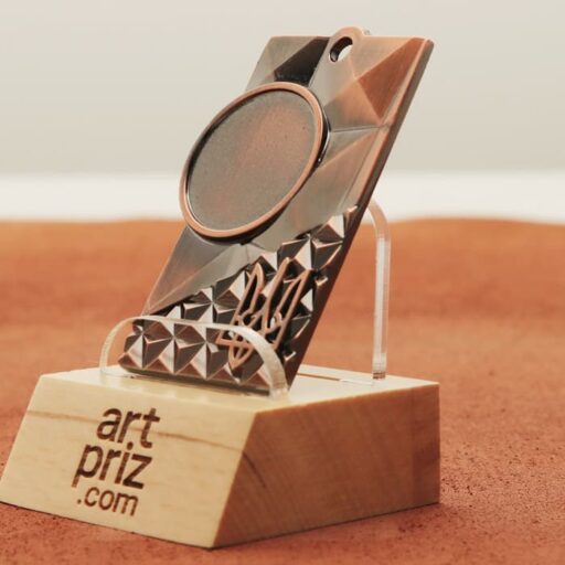 Медаль МА088 Bronza прямокутна з гербом України місце під Жетон D25мм (65*40мм)