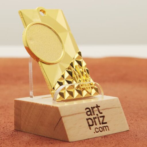 Медаль МА088 Gold прямокутна з гербом України місце під Жетон D25мм (65*40мм)