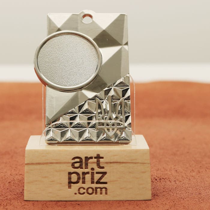 Медаль МА088 Silver прямокутна з гербом України місце під Жетон D25мм (65*40мм)