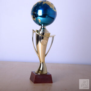 Кубок К1801С з глобусом для змагань місцем під жетон D25мм h36см