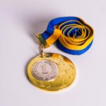 Медаль МА1745 Золото зі стрічкою D45мм жетон Д25мм