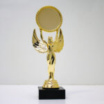 Статуетка НІКА З КОЛОМ, 17см (d=50мм)