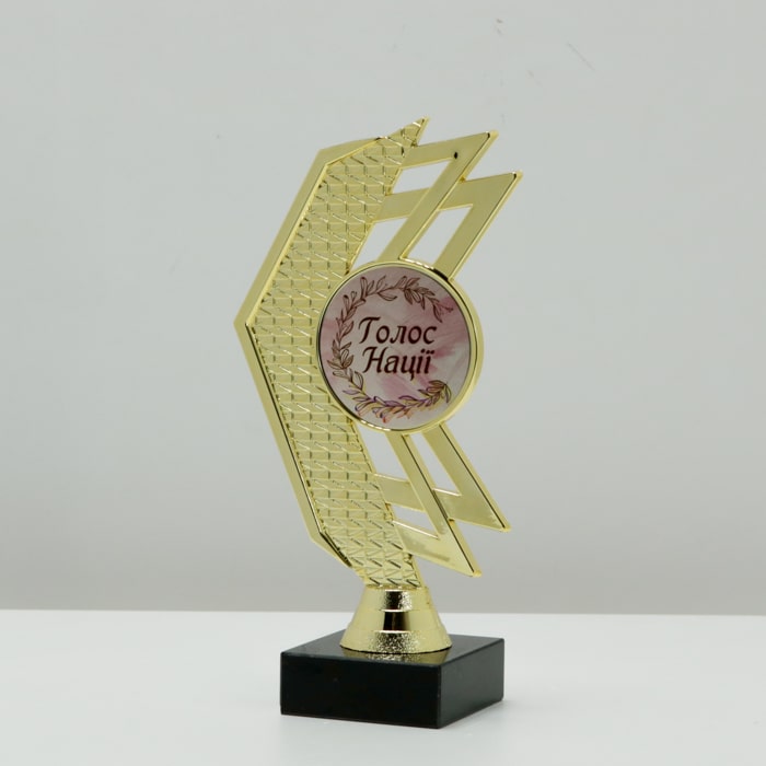 Статуетка Стрілка універсальна нагорода з місцем під жетон h19см