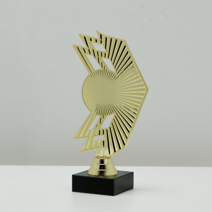 Статуетка Стрілка універсальна нагорода з місцем під жетон h19см