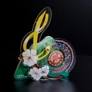 Награда голоса яркой страны высота 19см NAD19