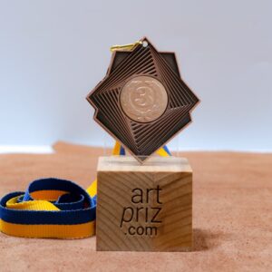 Медаль МА0160 Бронза зі стрічкою Розмір 70х60мм Жетон Д25мм