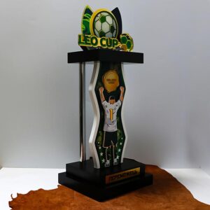 Кубок нагородний з Футболу LEON CUP 28Х70СМ АРТПРИЗ KNF694