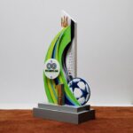 Нагорода футбольна NO LIMITS CUP 15x30см АРТПРИЗ 906NZ3