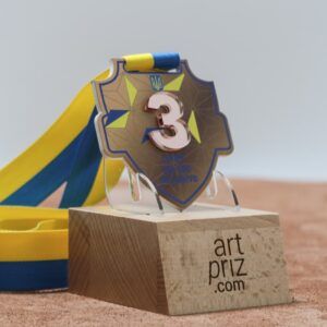 Медаль металева у формі щита за третє місце Бронза у національному стилі 75x75мм АРТПРИЗ 1048MB3