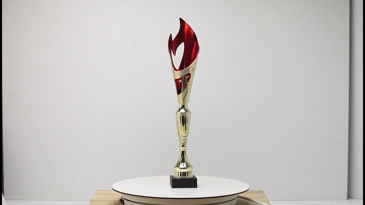 Кубок 5066 Високий кубок у формі смолоскипа пластиковий h36см