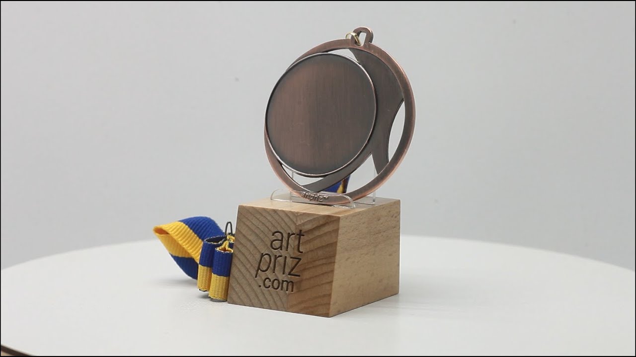 Медаль МА083 Bronza D70мм місце під жетон 50мм