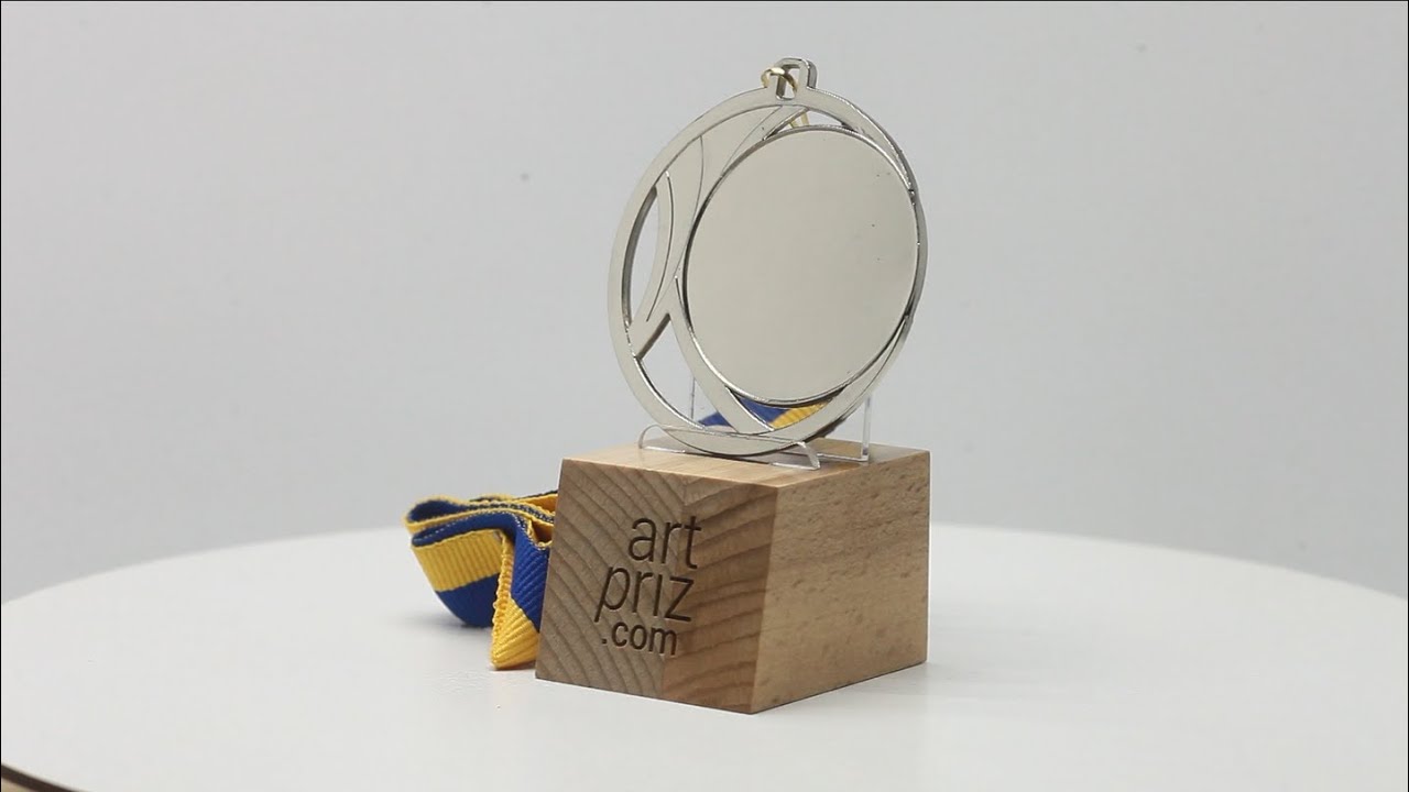 Медаль МА083 Silver D70мм місце під жетон 50мм