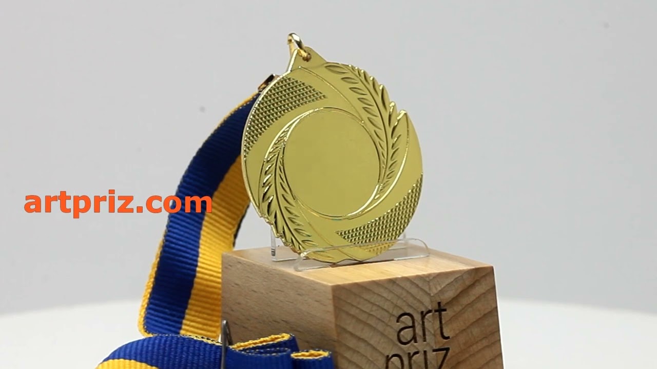 Медаль МА5010 Золото зі стрічкою D50мм з жетоном D25мм