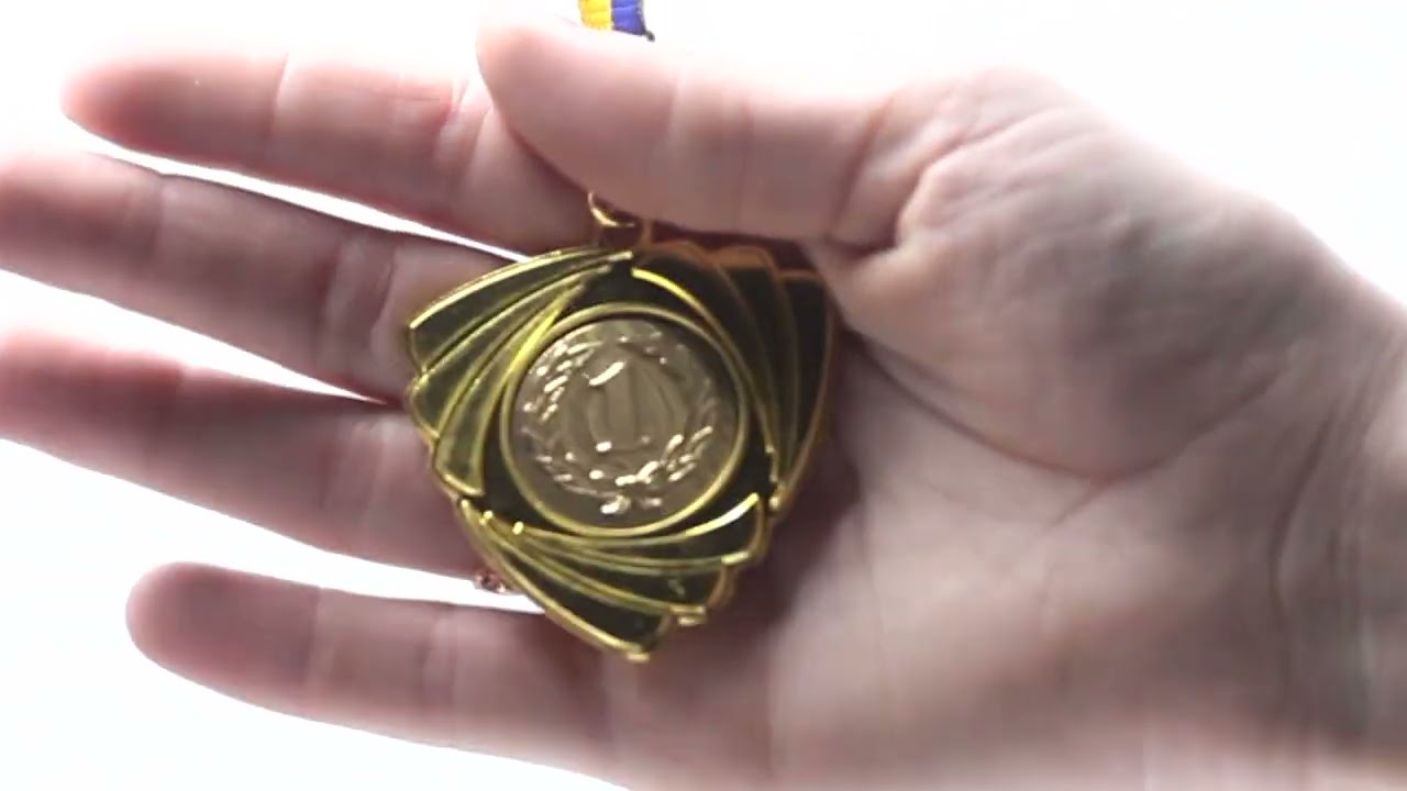 Медаль MA5016 Золото Д50мм місце під жетон 25мм