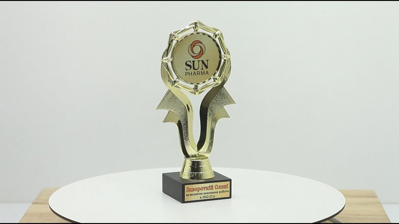 Статуетка F20 h18см