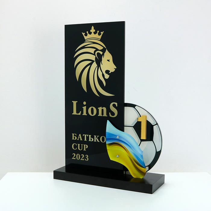 Награда по Футболу LionS БАТЬКО CUP 37x25см АРТПРИЗ 3144N3
