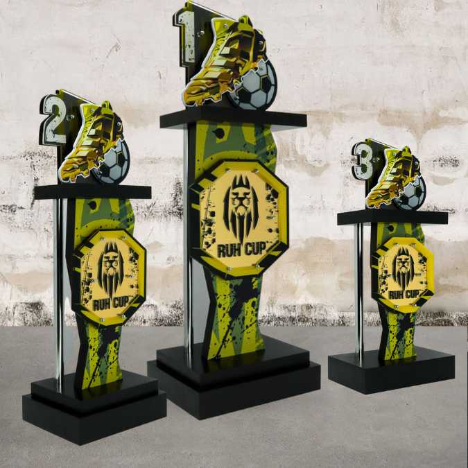 Кубок футбольний RUH CUP 2023 22x60см АРТПРИЗ 2631K3