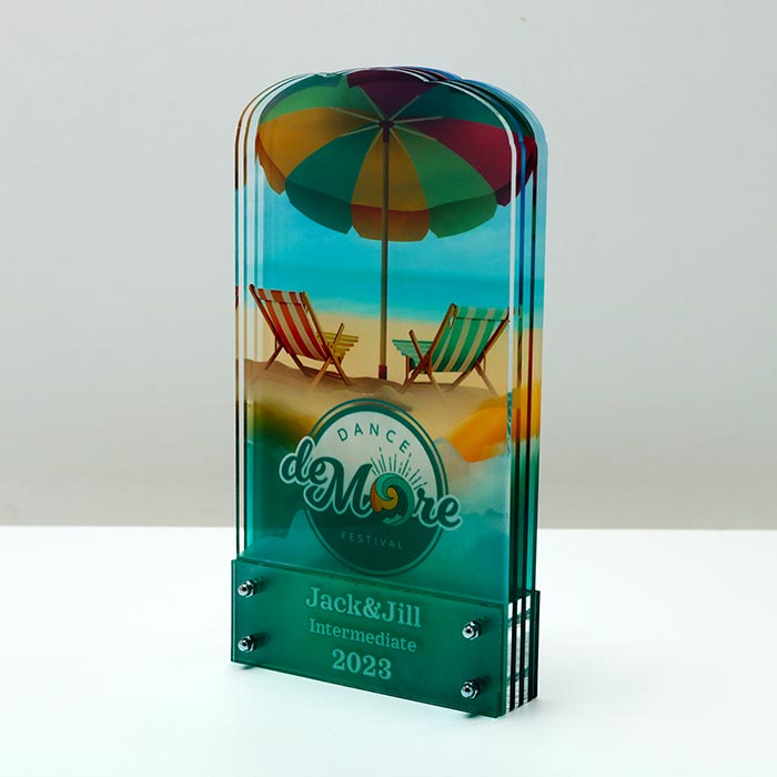 Нагорода акрилова багатошарова для Фестивалю De More 230x120 АРТПРИЗ 2818N3