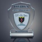 Нагорода зі скла у форми щита Висота 16см GL-82I