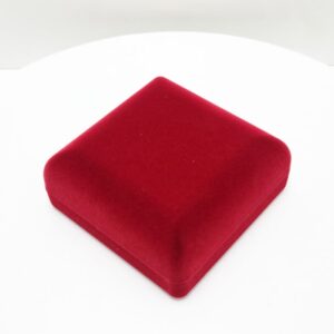 Футляр для нагороди оксамитовий 90X90X40MM  Бордовий 315BR