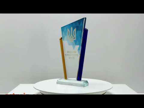 Нагорода зі скла  з жовто блакитними кольорами Висота 25 см GL-86I