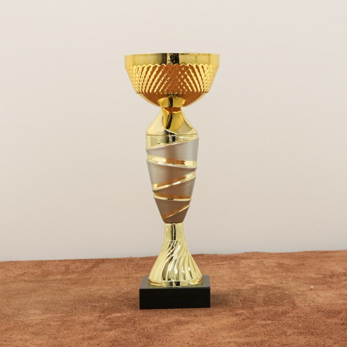 Кубок нагородний K6020C Висота 17см, D чаші 70мм