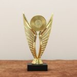 Статуэтка Победа универсальная награда, держатель, верхушка кубка h19 см место под жетон 50мм 25P19