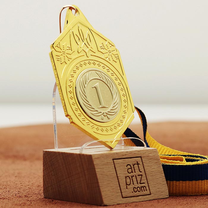 Медаль МА095 Золото Шестикутник зі стрічкою з гербом України Жетон D25мм (65*40мм)