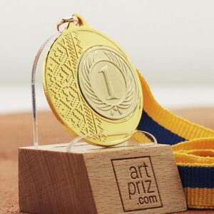 Медаль MA1540 Золото, зі стрічкою 10мм, D40мм, жетон Д25мм Орнамент вишиванка