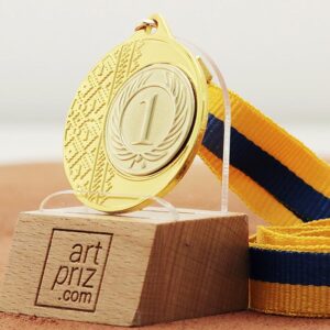 Медаль MA1540 Золото, зі стрічкою 10мм, D40мм, жетон Д25мм Орнамент вишиванка