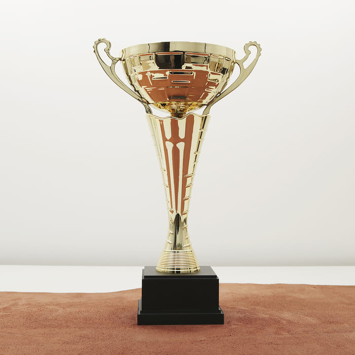 Кубок нагородний K6037А Чаша D16см Висота 37см