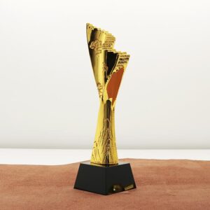 Статуетка "Грація" на скляній основі 28х8см TC-A095