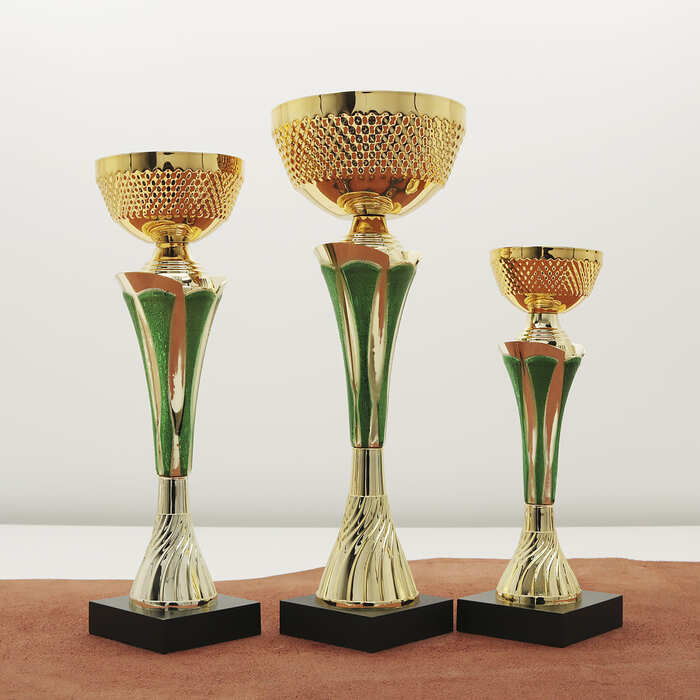 Кубок нагородний 6022C Чаша D7см Висота 23см