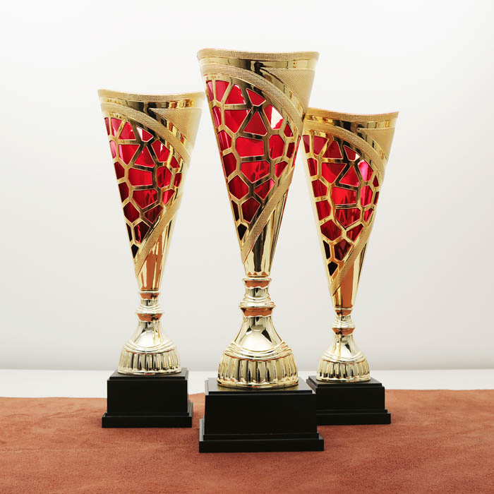 Кубок нагородний K6035C Чаша D13см Висота 36см