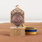 Медаль МА095 Бронза Шестикутник зі стрічкою з гербом України Жетон D25мм (65*40мм)