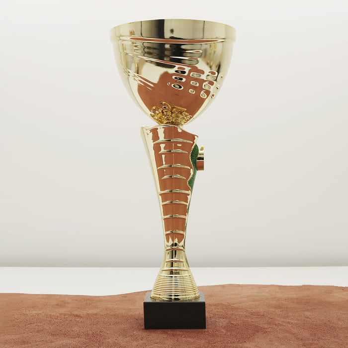 Кубок нагородний K6036А Чаша D14см Висота 37см