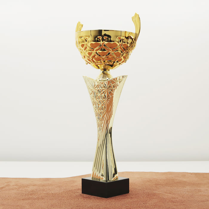 Кубок нагородний K6033C Чаша D10см Висота 30см