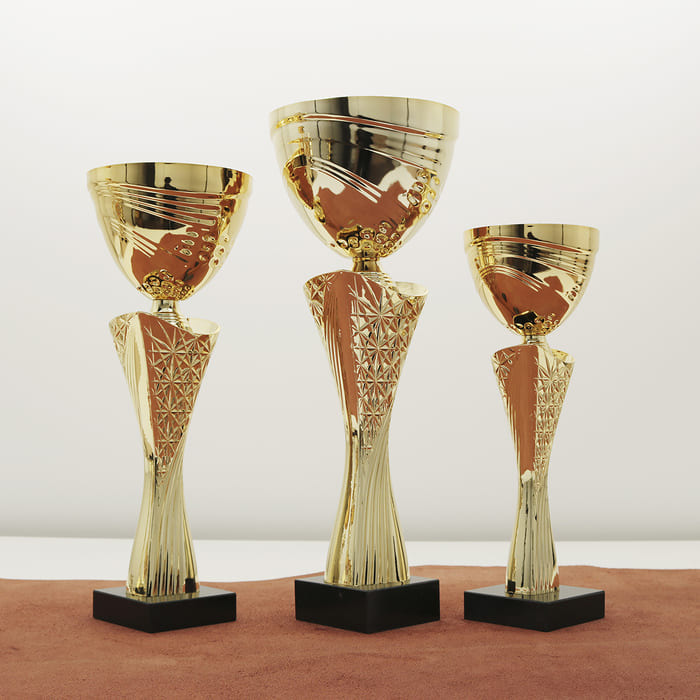 Кубок нагородний K6030А Чаша D14см Висота 36см