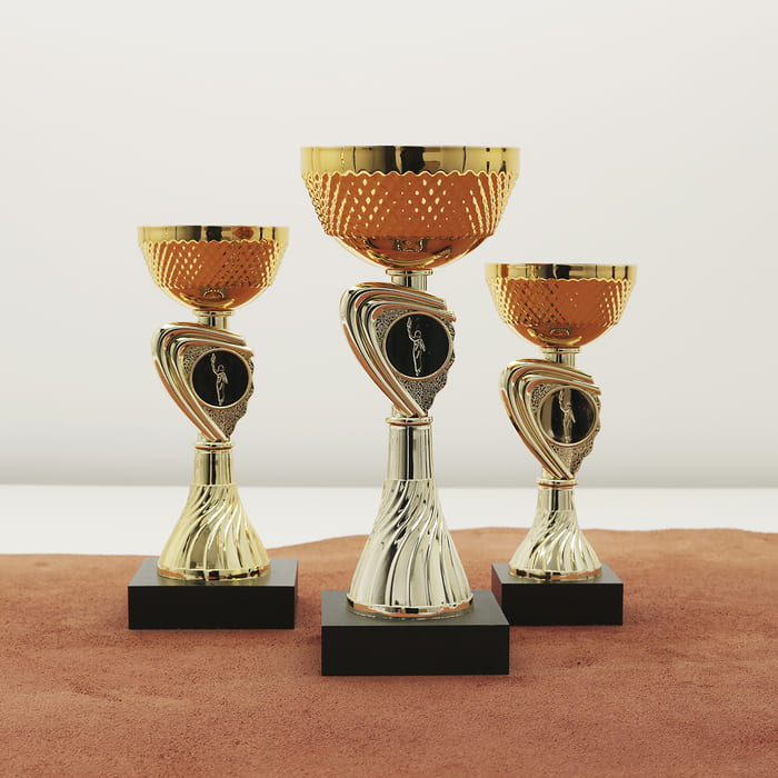 Кубок нагородний 6023А Чаша D9см Висота 21см