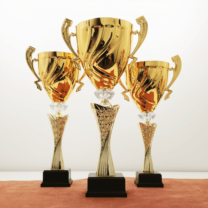 Кубок нагородний K6032А Чаша D18см Висота 54см