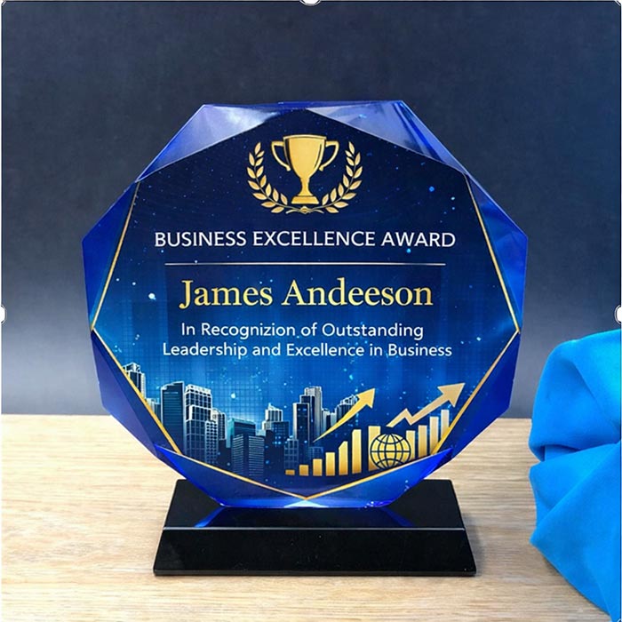 Нагорода зі скла з огранованими краями Висота 20см GL-111I