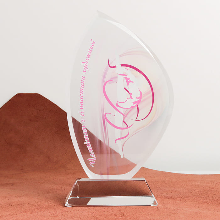 Нагорода зі скла з огранованими краями Висота 25см GL-104I